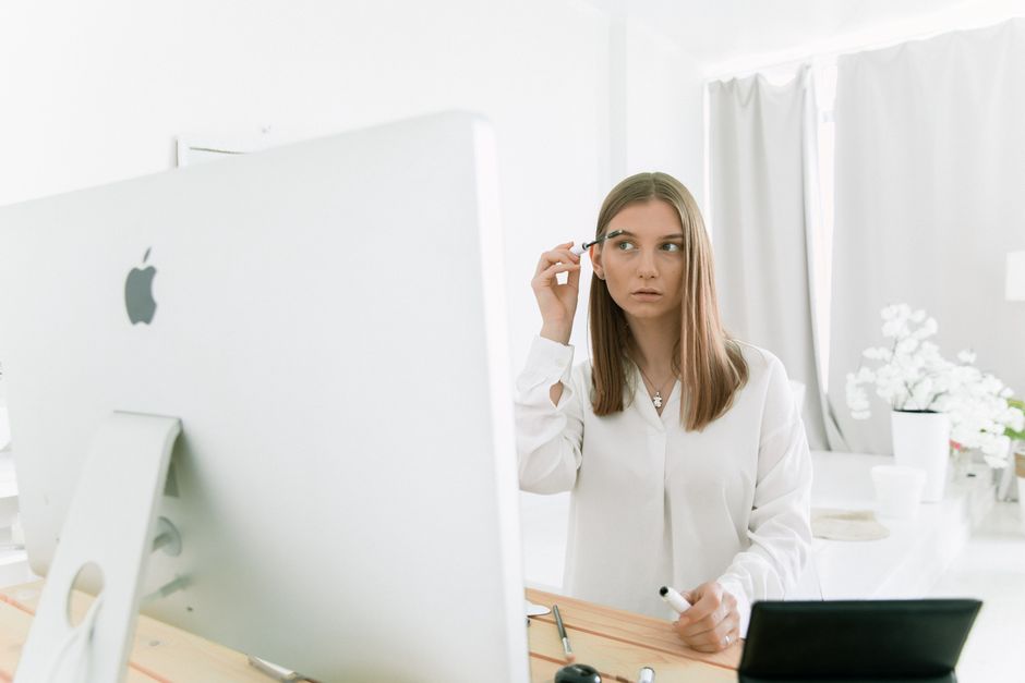 20-Item Work Wardrobe That Makes Mornings Easier