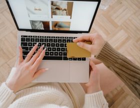 Why I stopped going to the mall and where I actually buy clothes online in the UAE