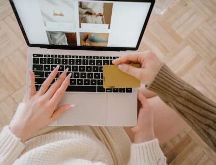 Why I stopped going to the mall and where I actually buy clothes online in the UAE