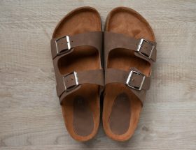 Best Sandals After Hip Replacement: Expert Guide