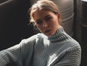 Cashmere Vs Merino Wool: Cashmere vs. Merino Wool: Warmth and Wear for Fall