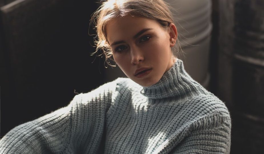 Cashmere Vs Merino Wool: Cashmere vs. Merino Wool: Warmth and Wear for Fall
