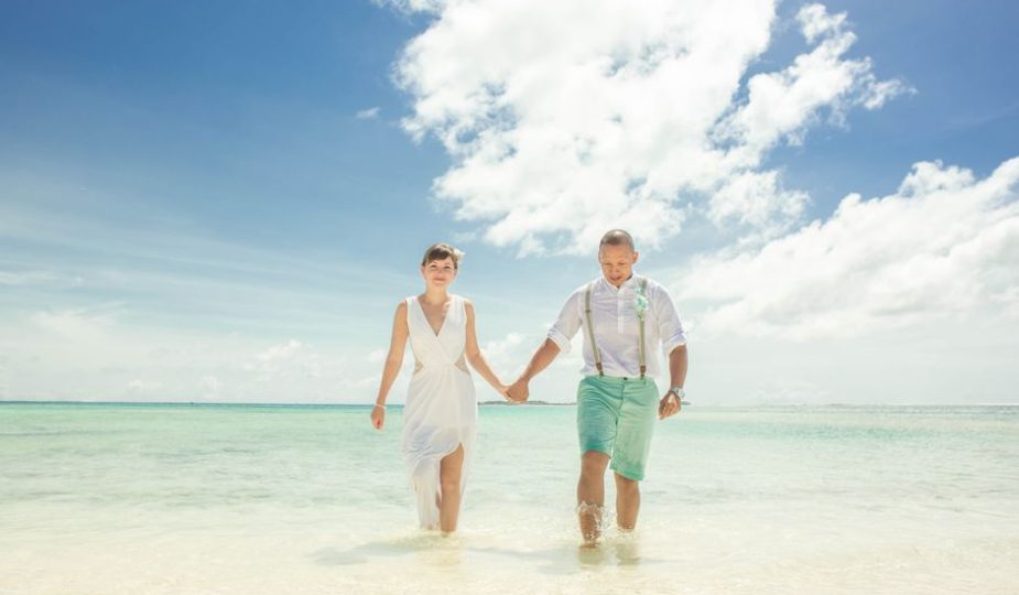 Destination Wedding Guest Outfit: What to Wear to a Destination Wedding for Every Climate Destination Wedding Guest Outfit: What to Wear to a Destination Wedding for Every Climate