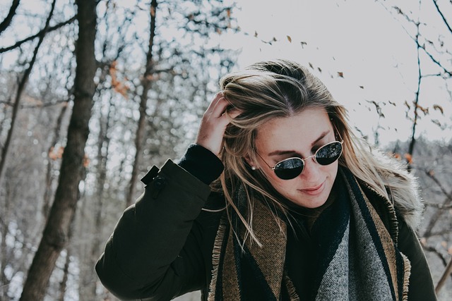 How to Stay Stylish When Temperatures Drop
