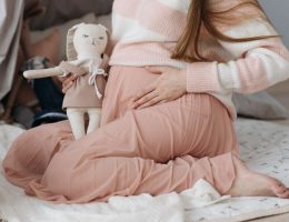Maternity Clothes Pakistan: Maternity Clothes in Pakistan: What to Buy and What to Skip Maternity Clothes Pakistan: Maternity Clothes in Pakistan: What to Buy and What to Skip