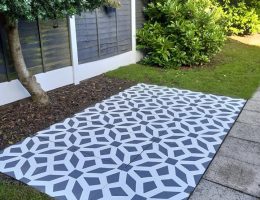 Sparkle Up Your Holidays: Discover the Magic of Dizzy Duck Designs’ Christmas Window Decals