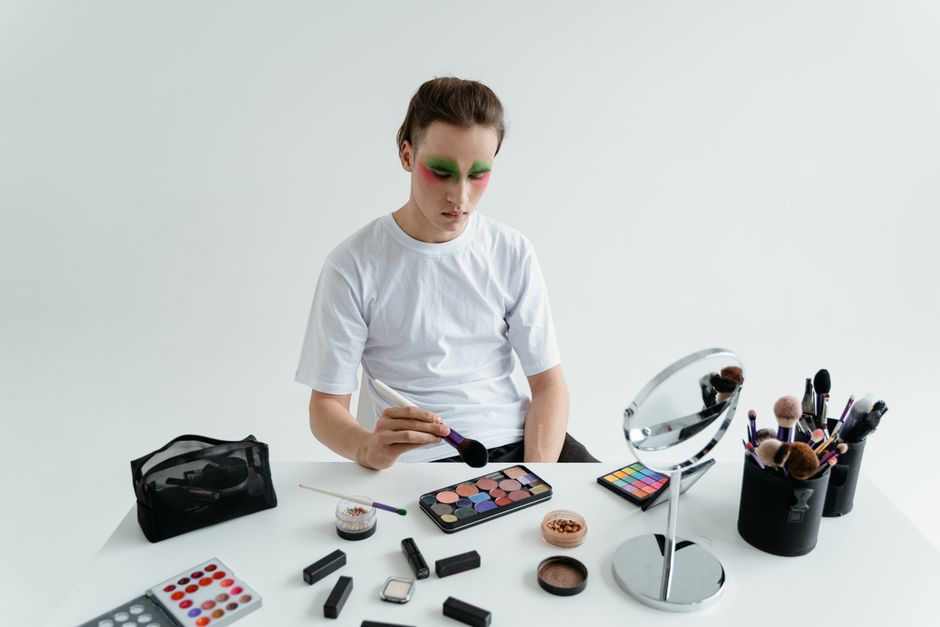 Supreme Vs Palace: Supreme vs. Palace: The Smarter Streetwear Buy in 2026